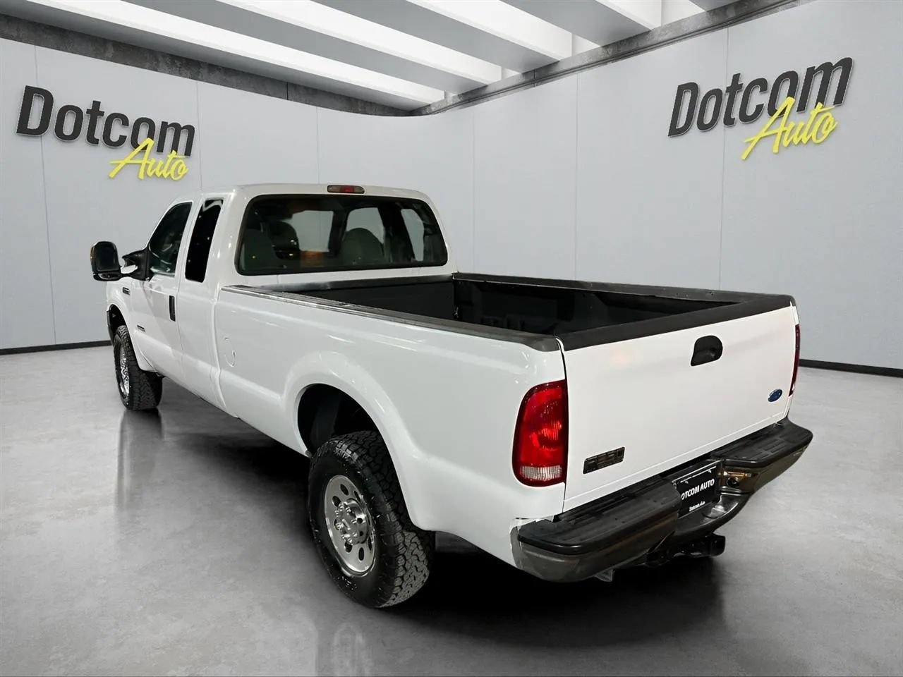 Used 2006 Ford F350 XLT AWD/4WD image 6