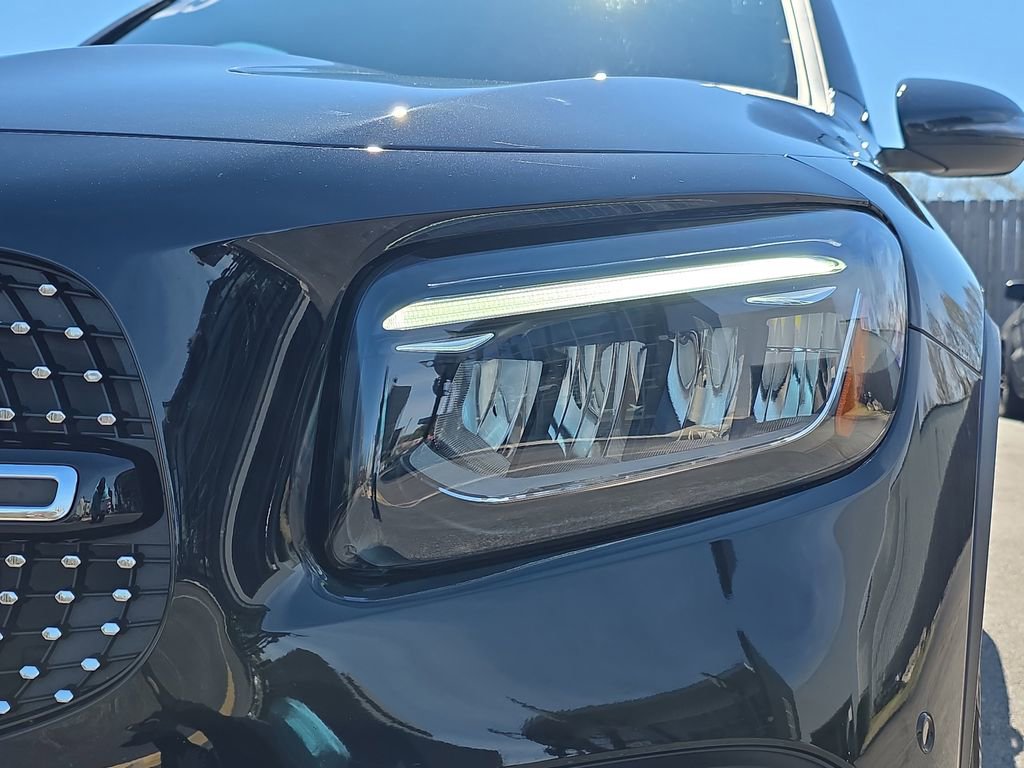 Certified 2025 Mercedes-Benz GLB 250 GLB 250 image 9