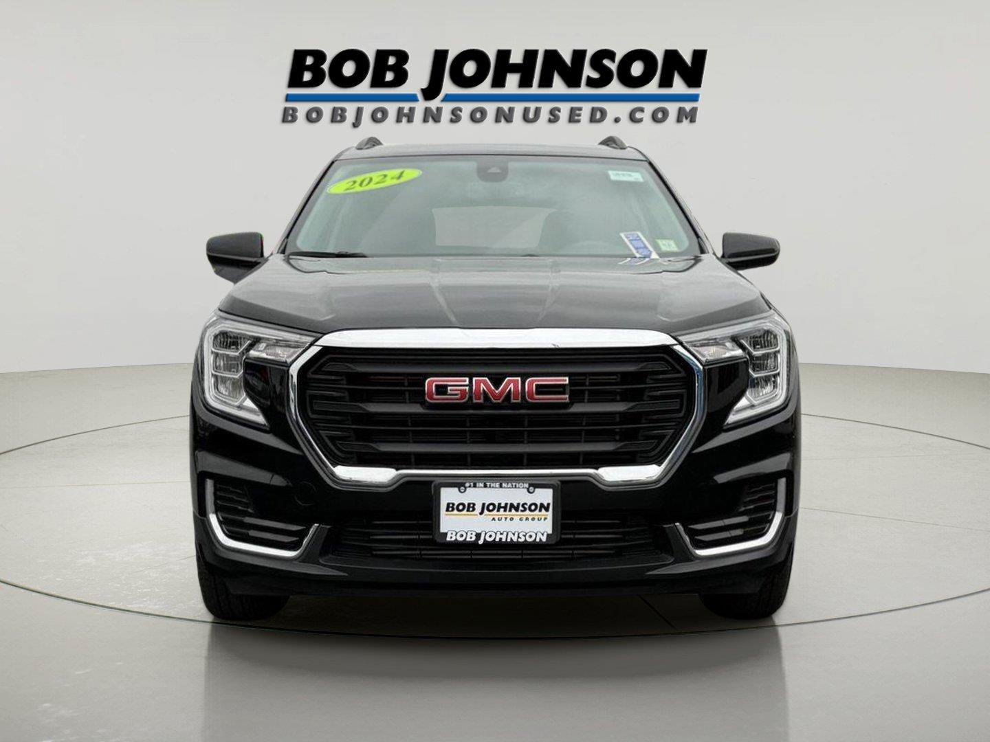 Used 2024 GMC Terrain SLE w/ Driver Convenience Package AWD/4WD image 3