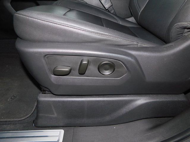 Used 2023 Chevrolet Silverado 1500 LTZ w/ Technology Package image 18