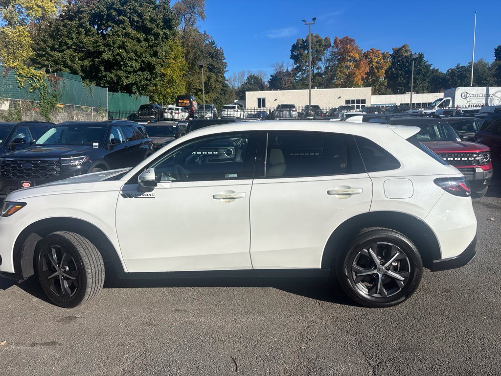 Used 2024 Honda HR-V EX-L image 3