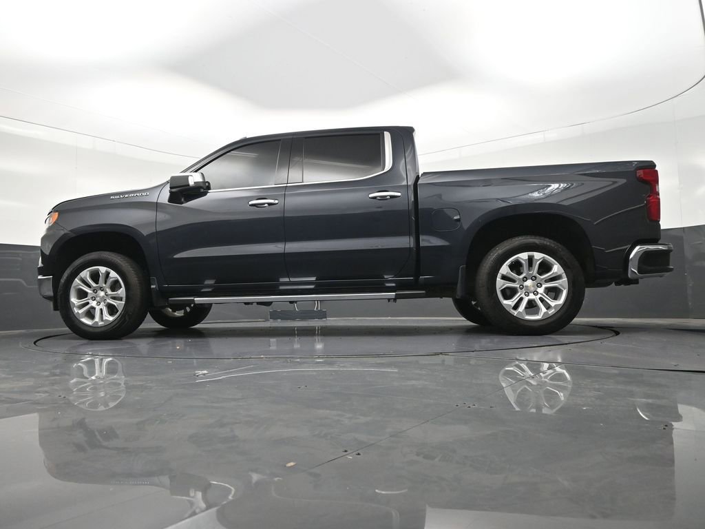 Used 2023 Chevrolet Silverado 1500 LTZ RWD image 22