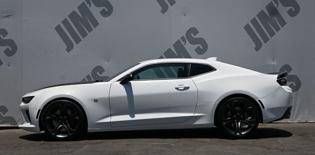 Used 2017 Chevrolet Camaro SS RWD image 8
