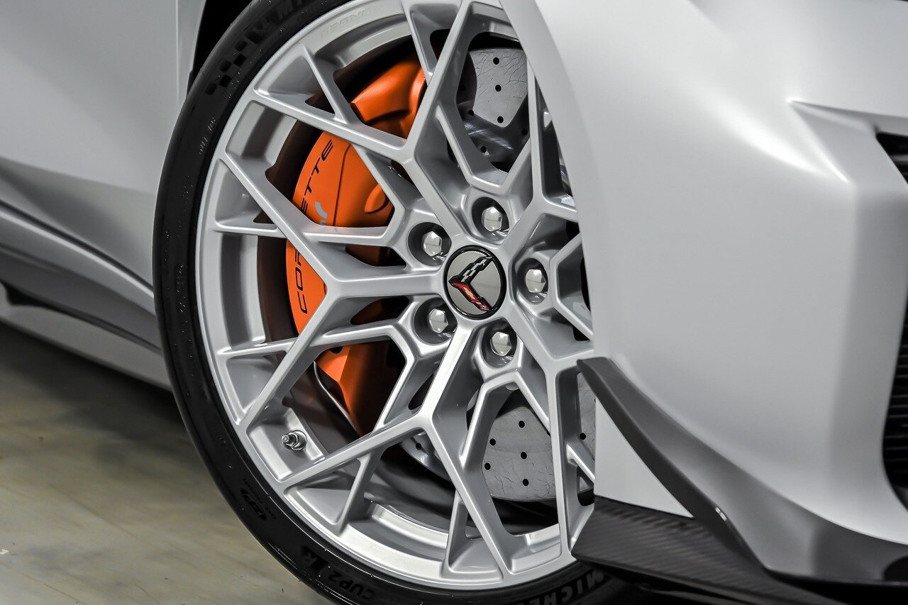 Used 2026 Chevrolet Corvette ZR1X AWD/4WD image 4