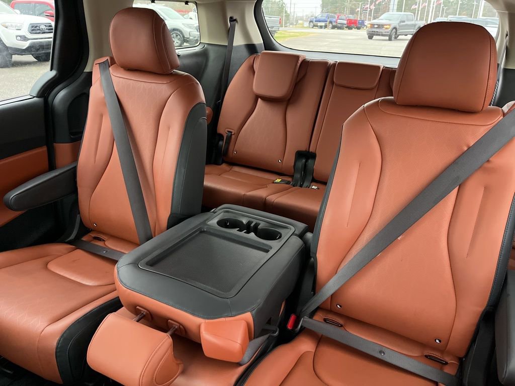 Used 2024 Kia Carnival SX image 17