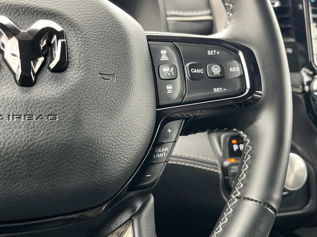 Used 2025 RAM 1500 Limited AWD/4WD image 21