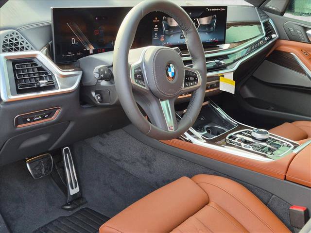 New 2027 BMW X7 xDrive40i w/ Executive Package AWD/4WD image 3