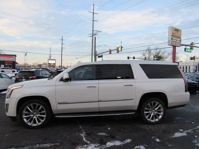 Used 2019 Cadillac Escalade ESV Luxury image 4