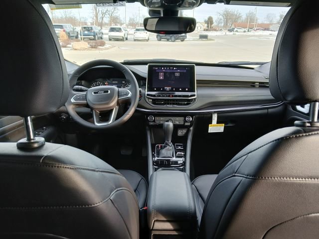 New 2026 Jeep Compass Latitude AWD/4WD image 22