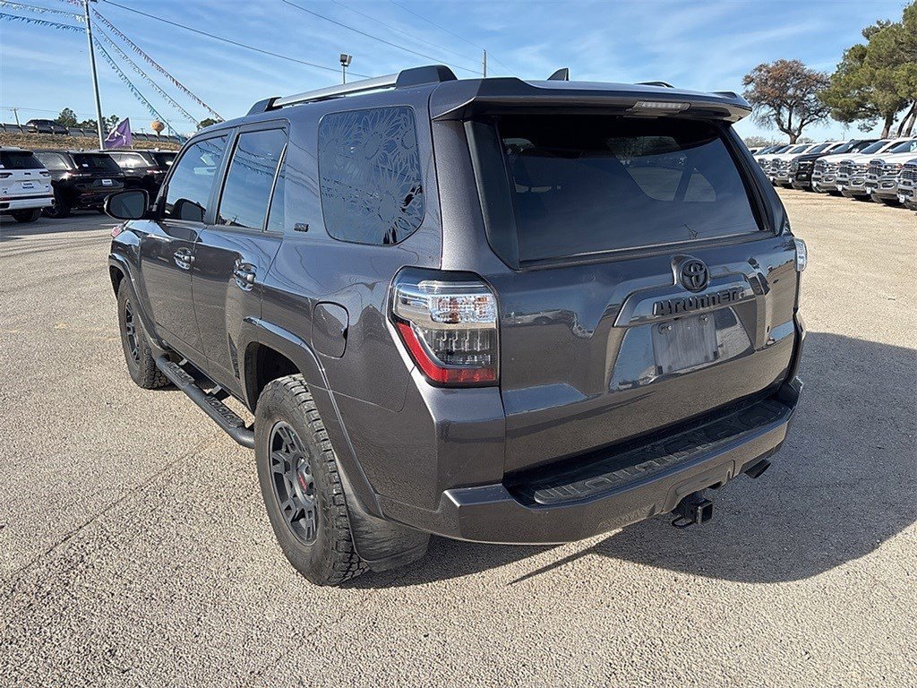 Used 2023 Toyota 4Runner SR5 Premium image 7