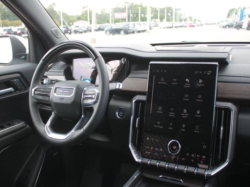 New 2026 GMC Acadia Denali w/ Super Cruise Package image 17