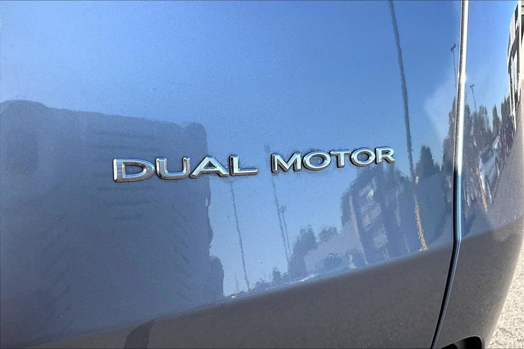 Used 2026 Tesla Model Y AWD image 8