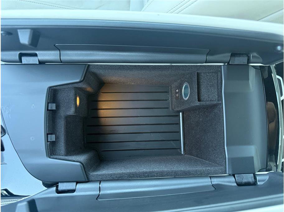 Used 2019 BMW M550i xDrive image 22