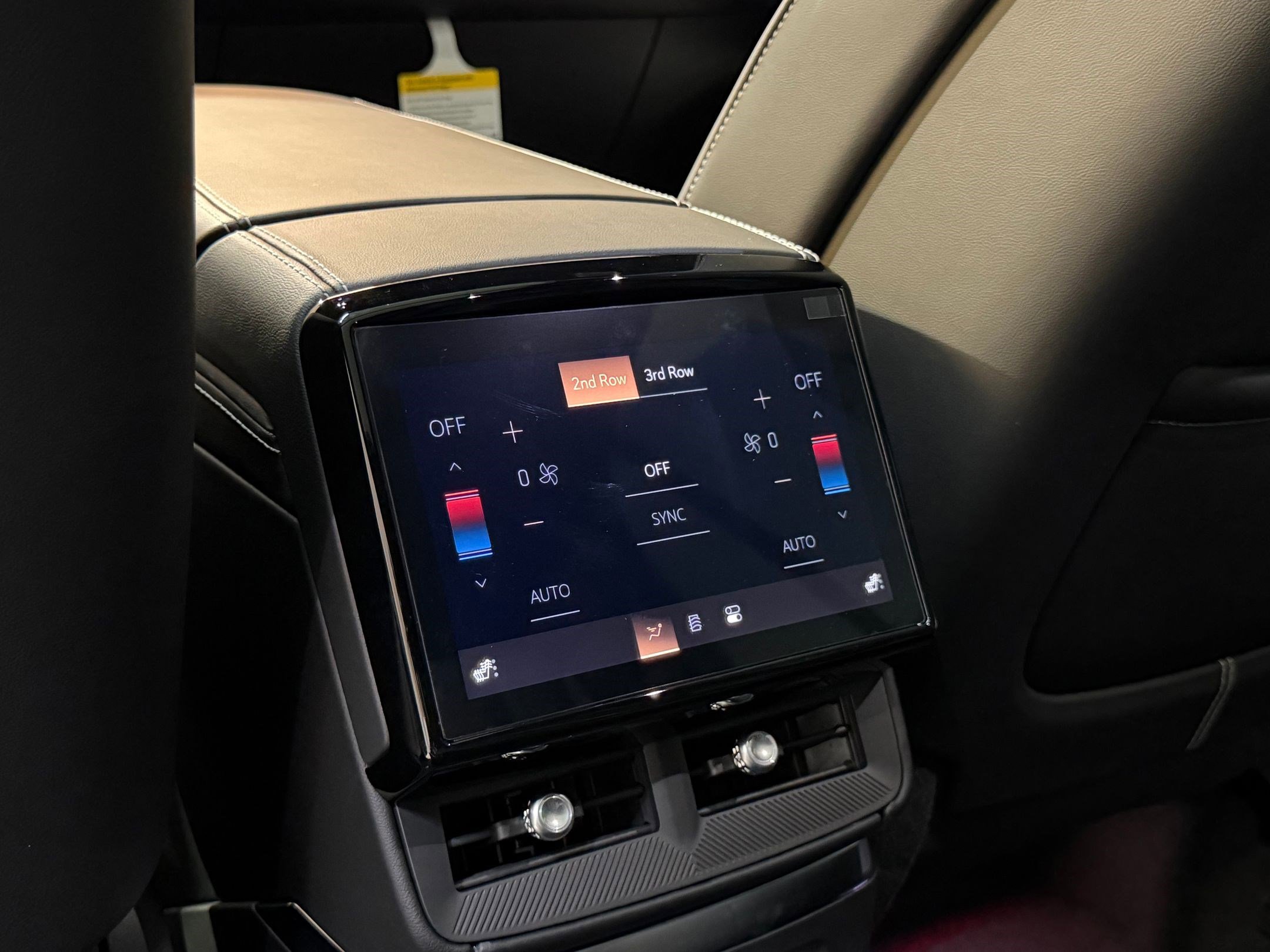 New 2026 Cadillac Vistiq Sport image 43