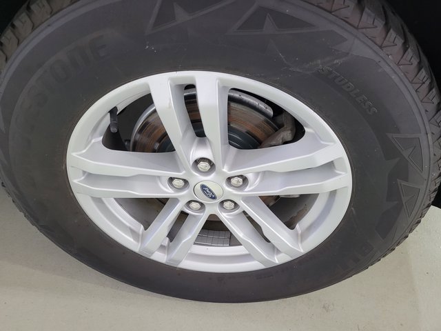 Used 2022 Ford Explorer XLT image 26