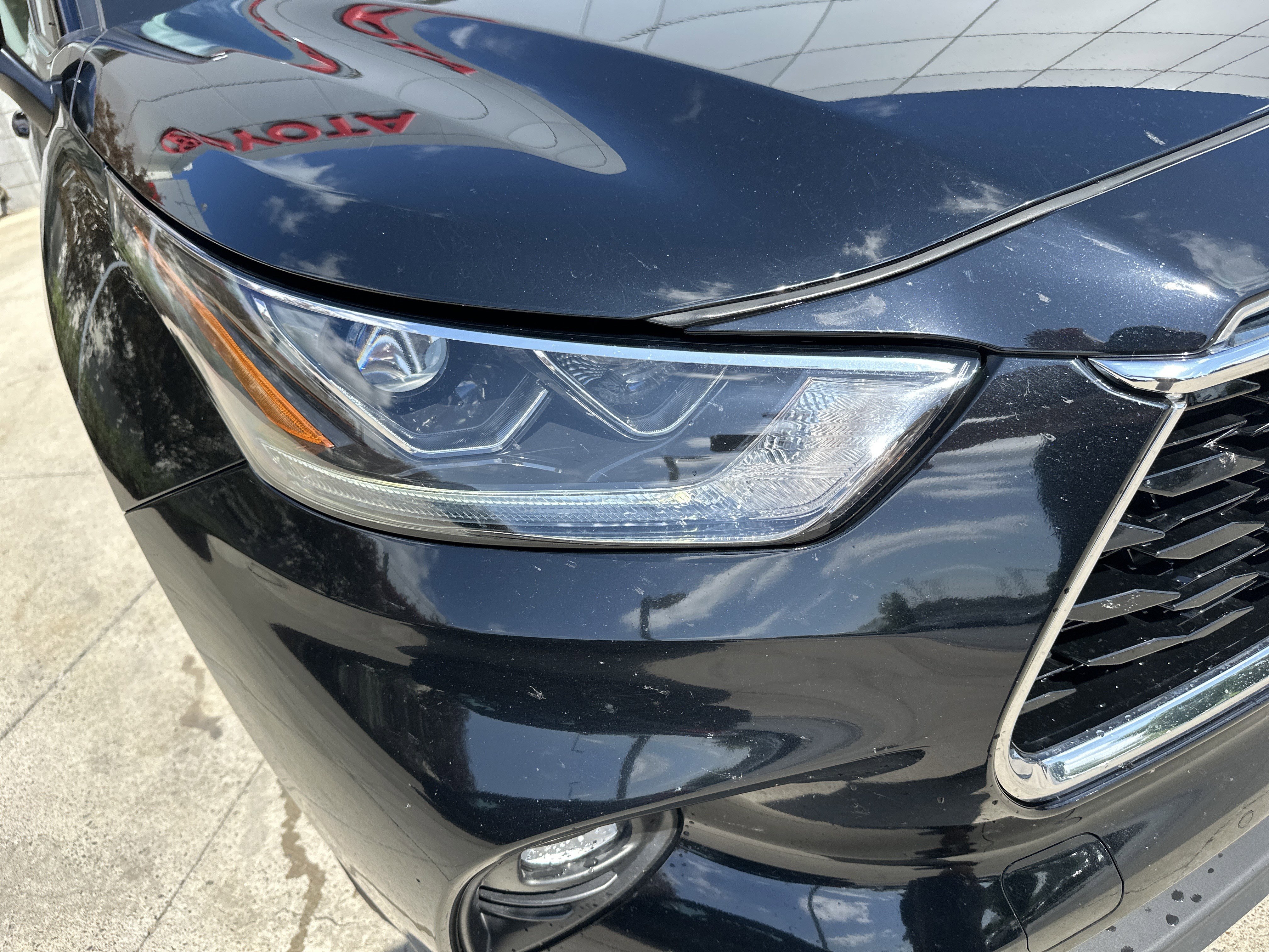 Used 2023 Toyota Highlander Limited AWD/4WD image 41