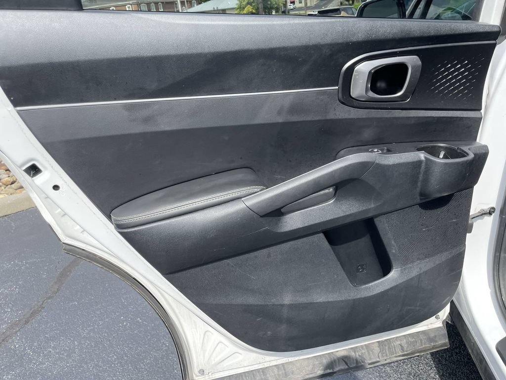 Used 2022 Kia Sorento LX AWD/4WD image 20