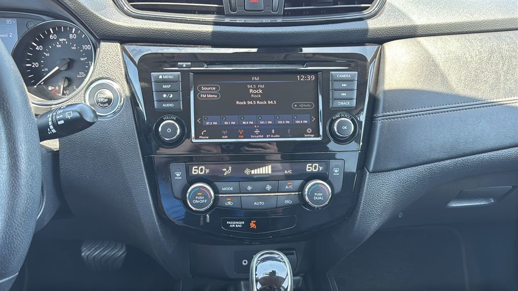 Used 2019 Nissan Rogue SL image 20