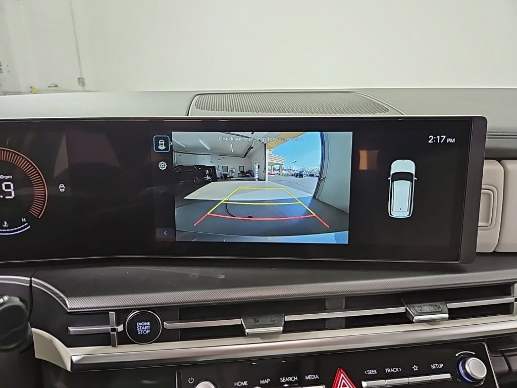 Used 2025 Hyundai Santa Fe SEL image 21