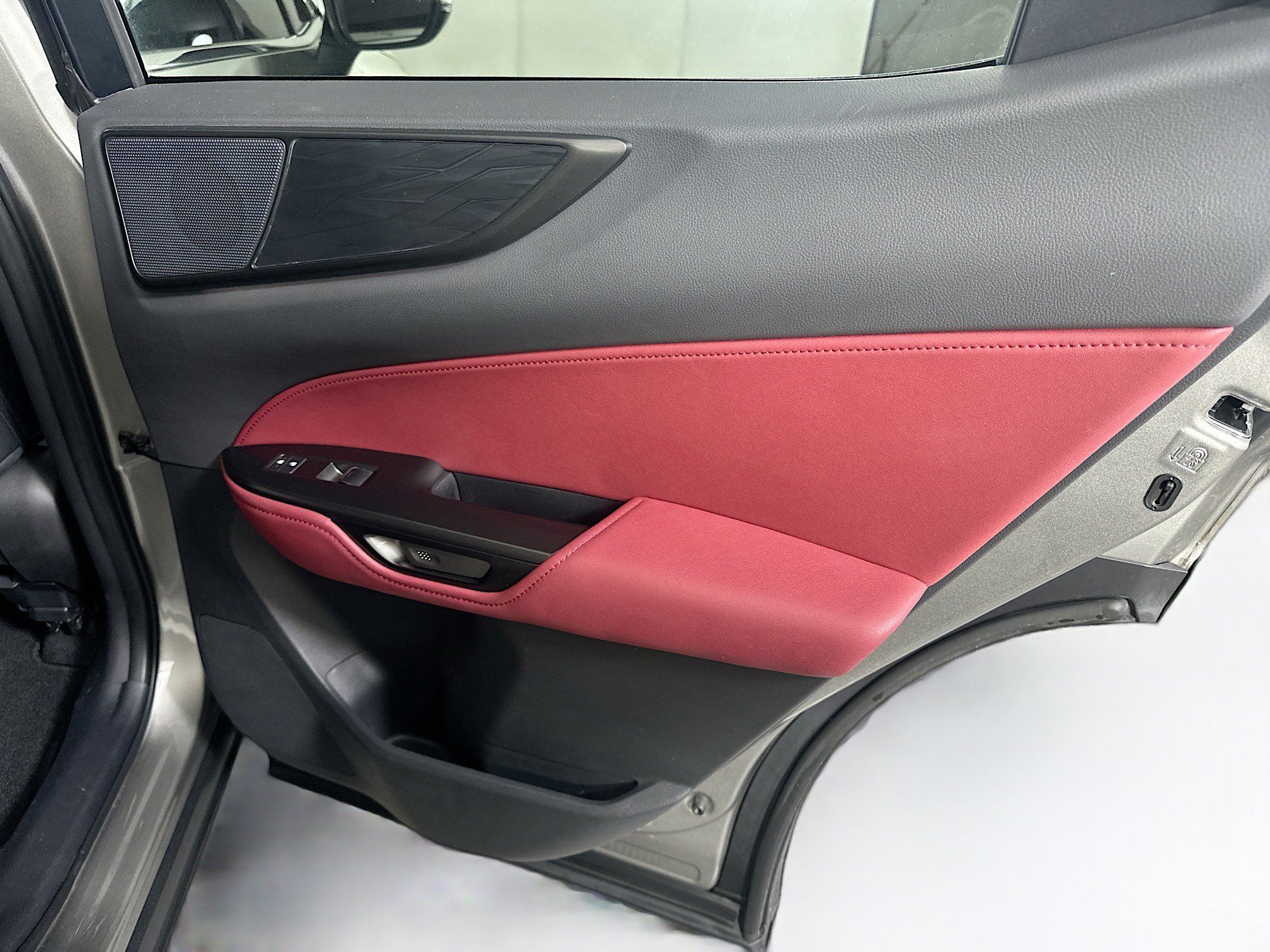 Used 2025 Lexus NX 250 FWD w/ Cold Area Package image 31