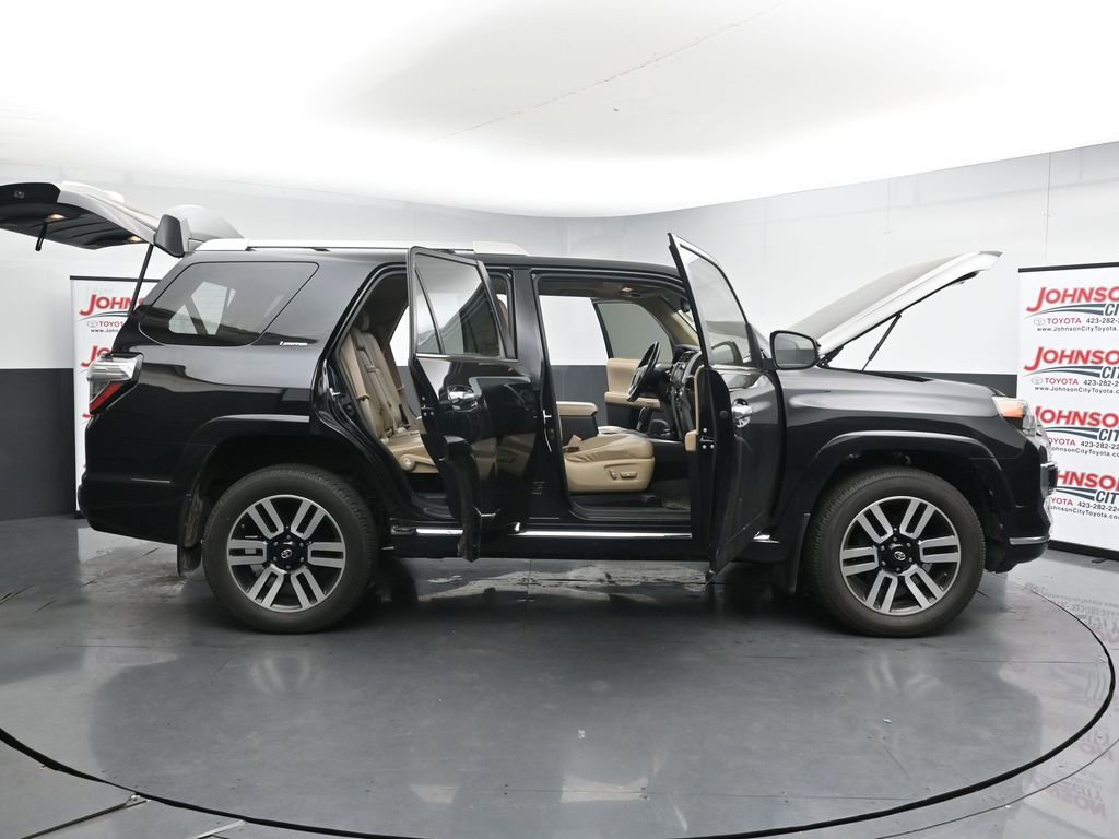 Used 2014 Toyota 4Runner Limited image 27