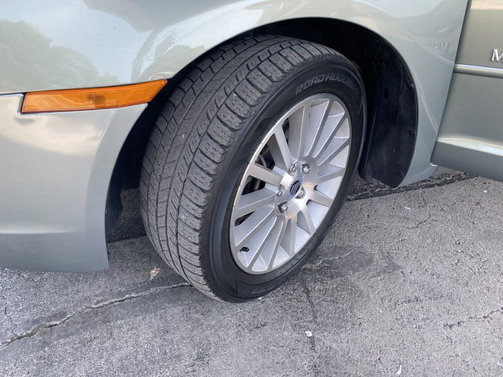 Used 2008 Mercury Milan Premier image 10