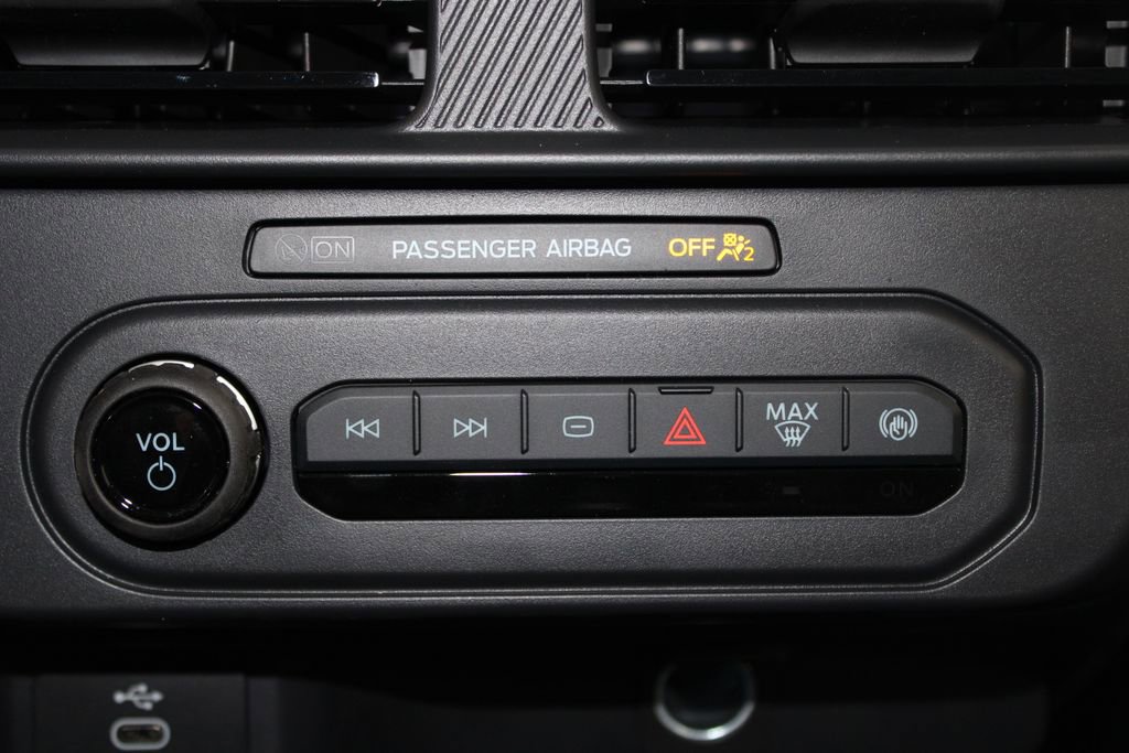 New 2026 Ford Maverick XL image 38