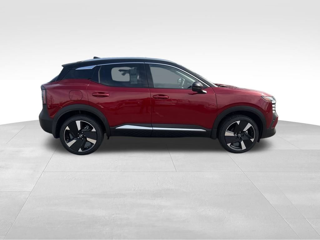 New 2025 Nissan Kicks SR image 7