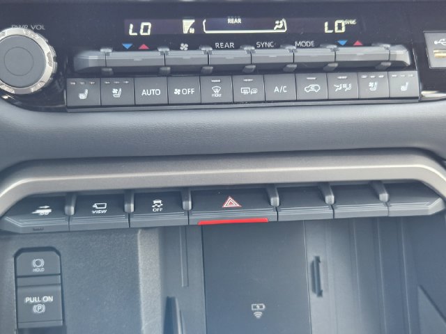 New 2026 Toyota Sequoia Platinum AWD/4WD image 17