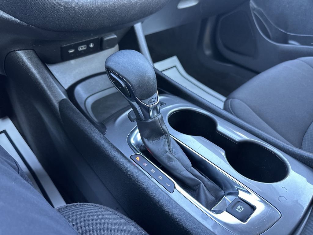 Used 2024 Chevrolet Malibu LS image 19