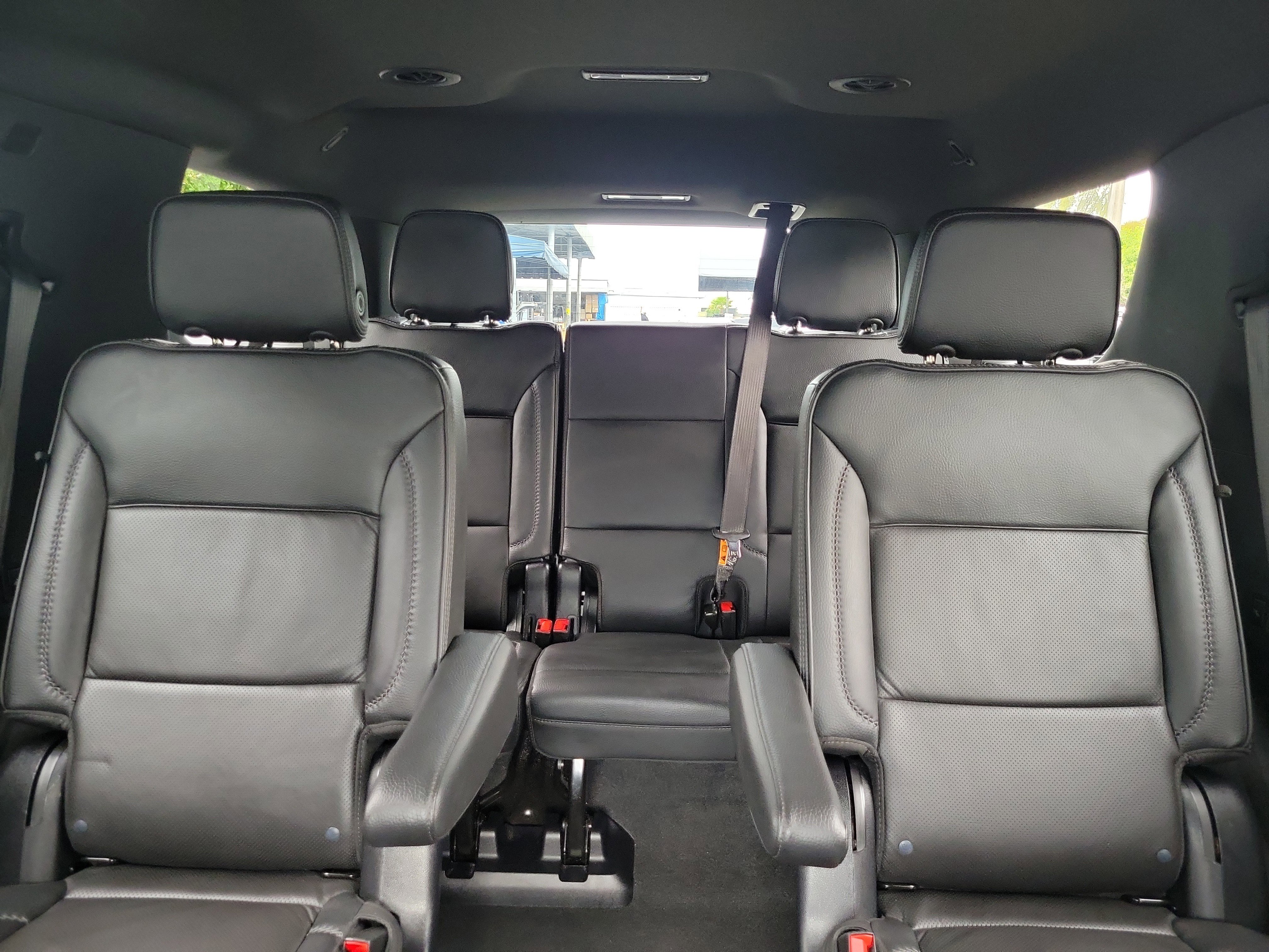 Used 2025 GMC Yukon Denali image 15