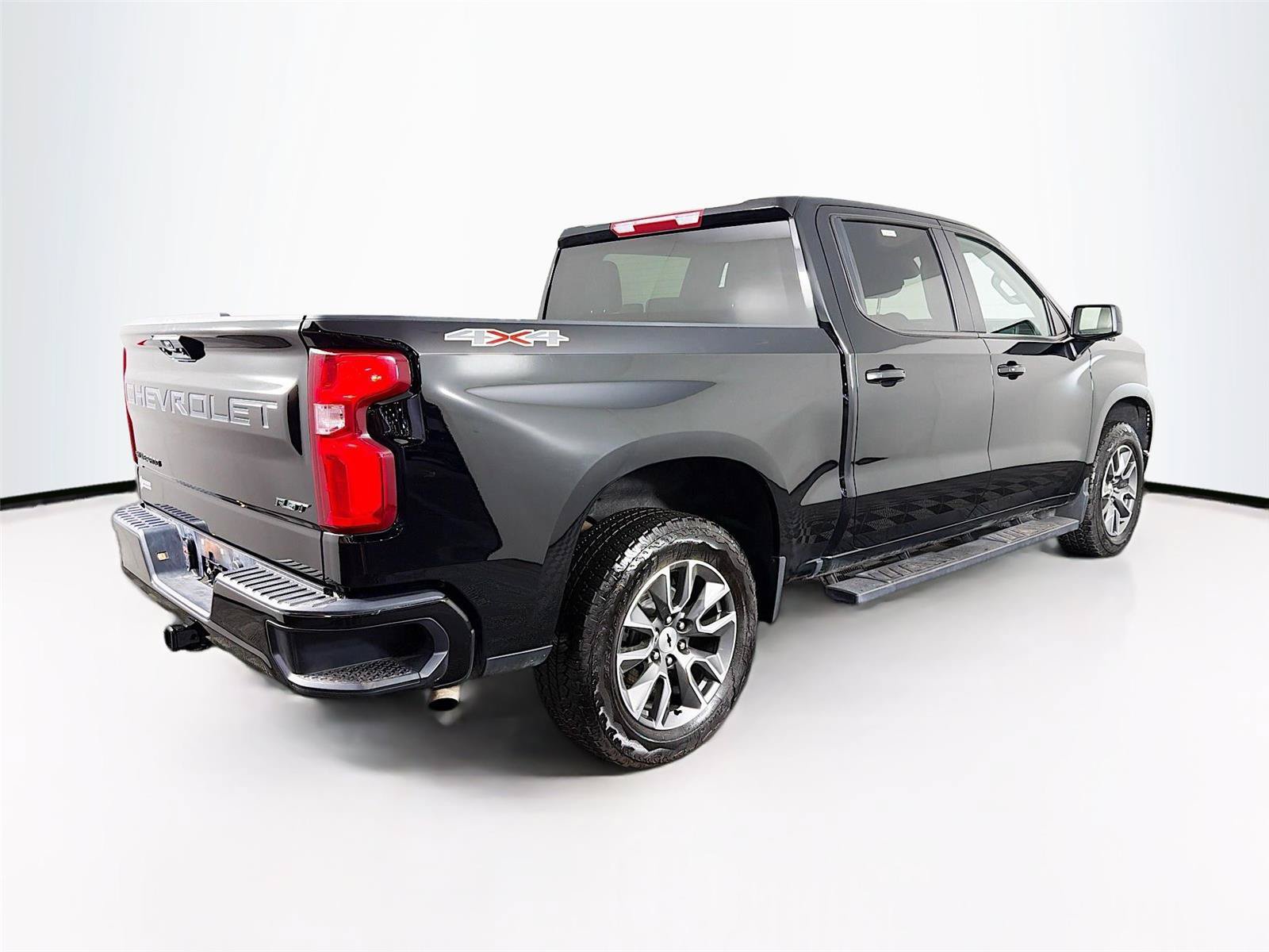 Used 2024 Chevrolet Silverado 1500 RST w/ Protection Package AWD/4WD image 11