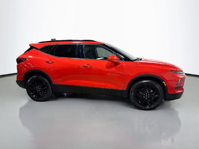 New 2026 Chevrolet Blazer LT w/ Convenience Package AWD/4WD image 6