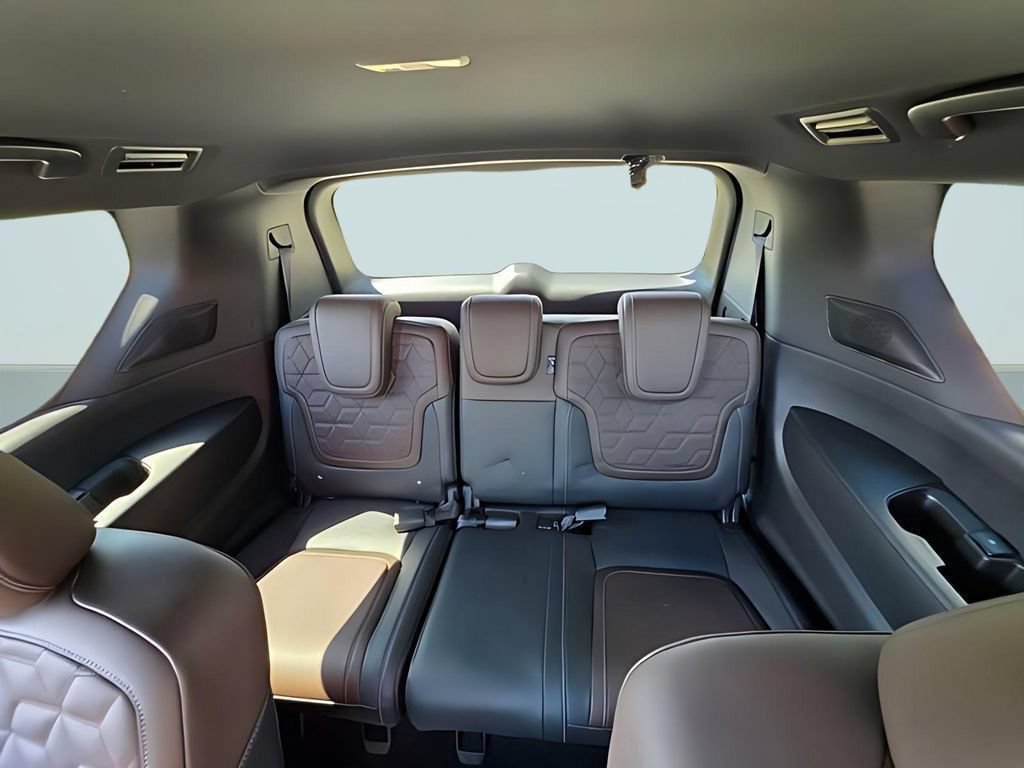 New 2026 Nissan Armada Platinum Reserve w/ Accent Package AWD/4WD image 32