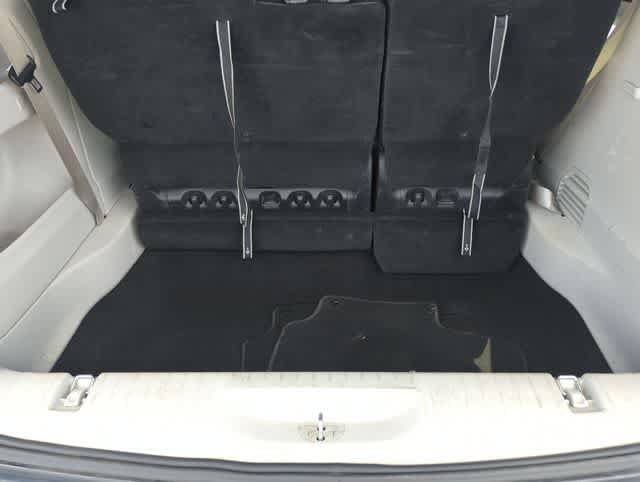 Used 2023 Chrysler Pacifica Touring-L FWD image 34