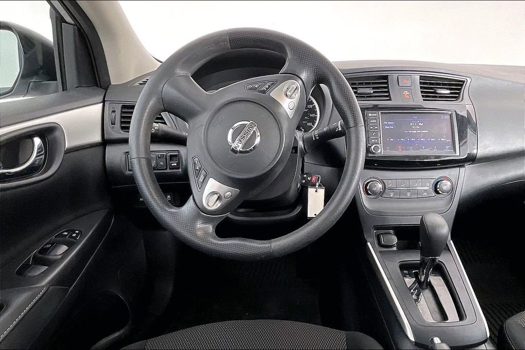 Used 2019 Nissan Sentra S image 8