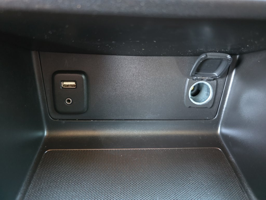 Used 2016 GMC Canyon SLE w/ SLE Convenience Package RWD image 40