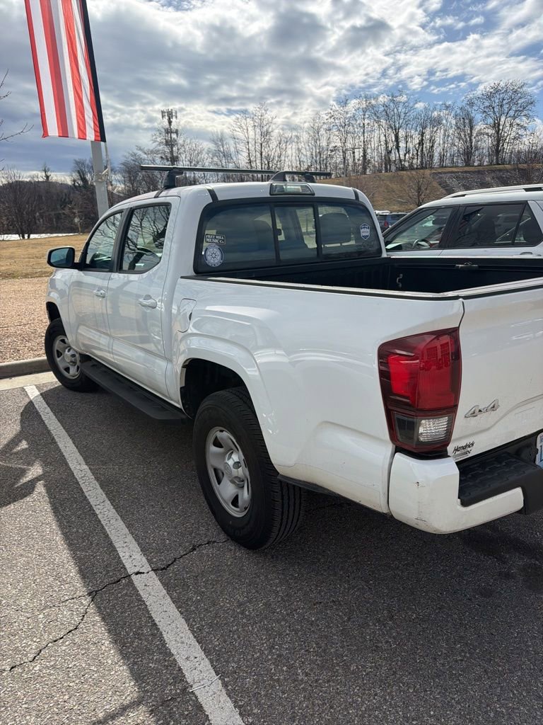 Used 2018 Toyota Tacoma SR w/ SR Convenience Package image 9