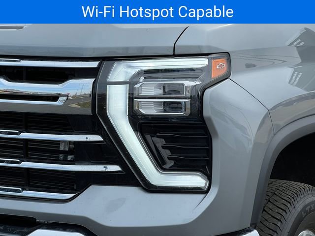 Certified 2025 Chevrolet Silverado 3500 LTZ image 43