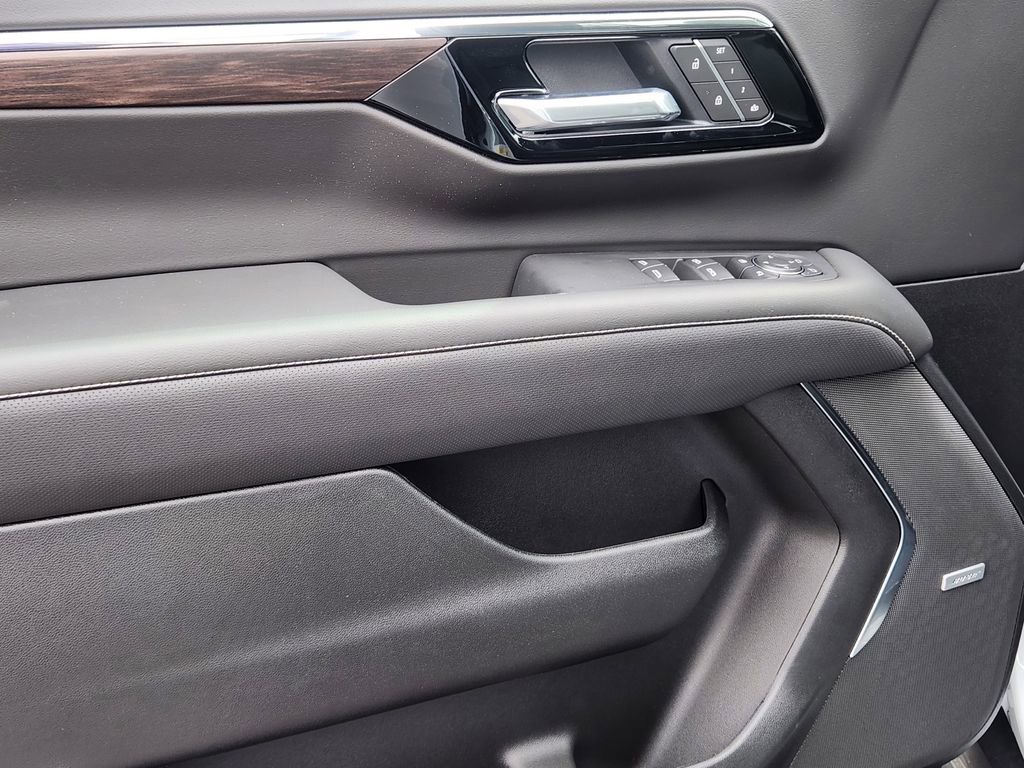 New 2026 Chevrolet Tahoe Premier w/ Sun And Tow Package image 12