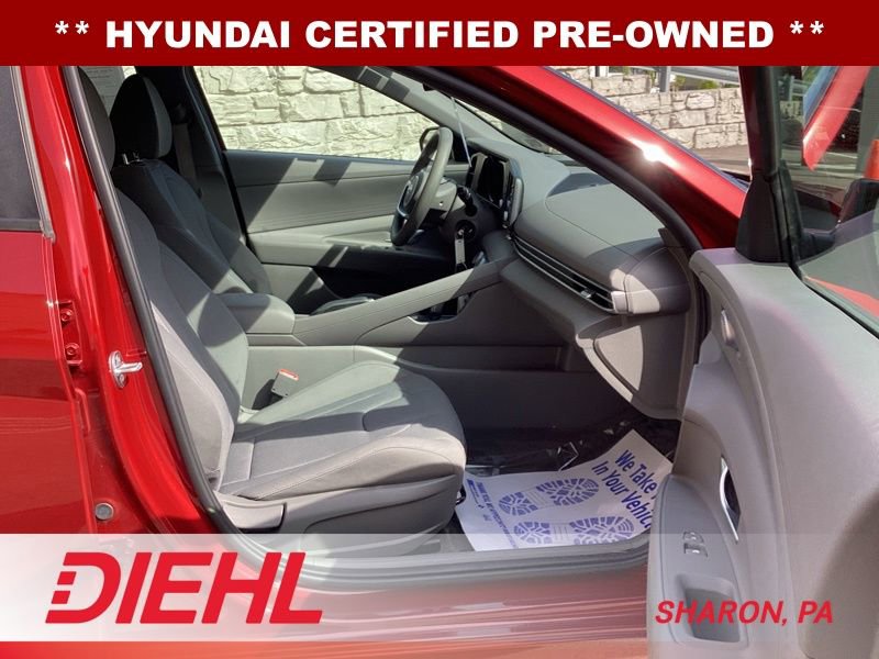 Certified 2023 Hyundai Elantra SE FWD image 12