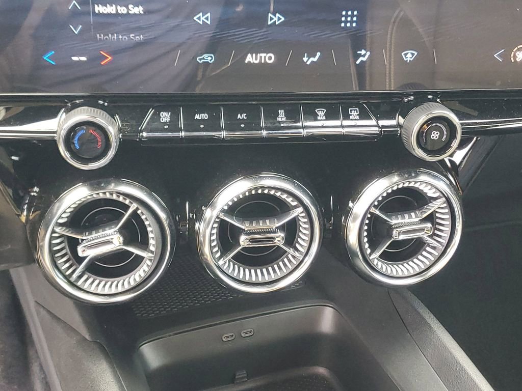 Used 2026 Chevrolet Blazer EV LT w/ Midnight/Sport Edition image 28