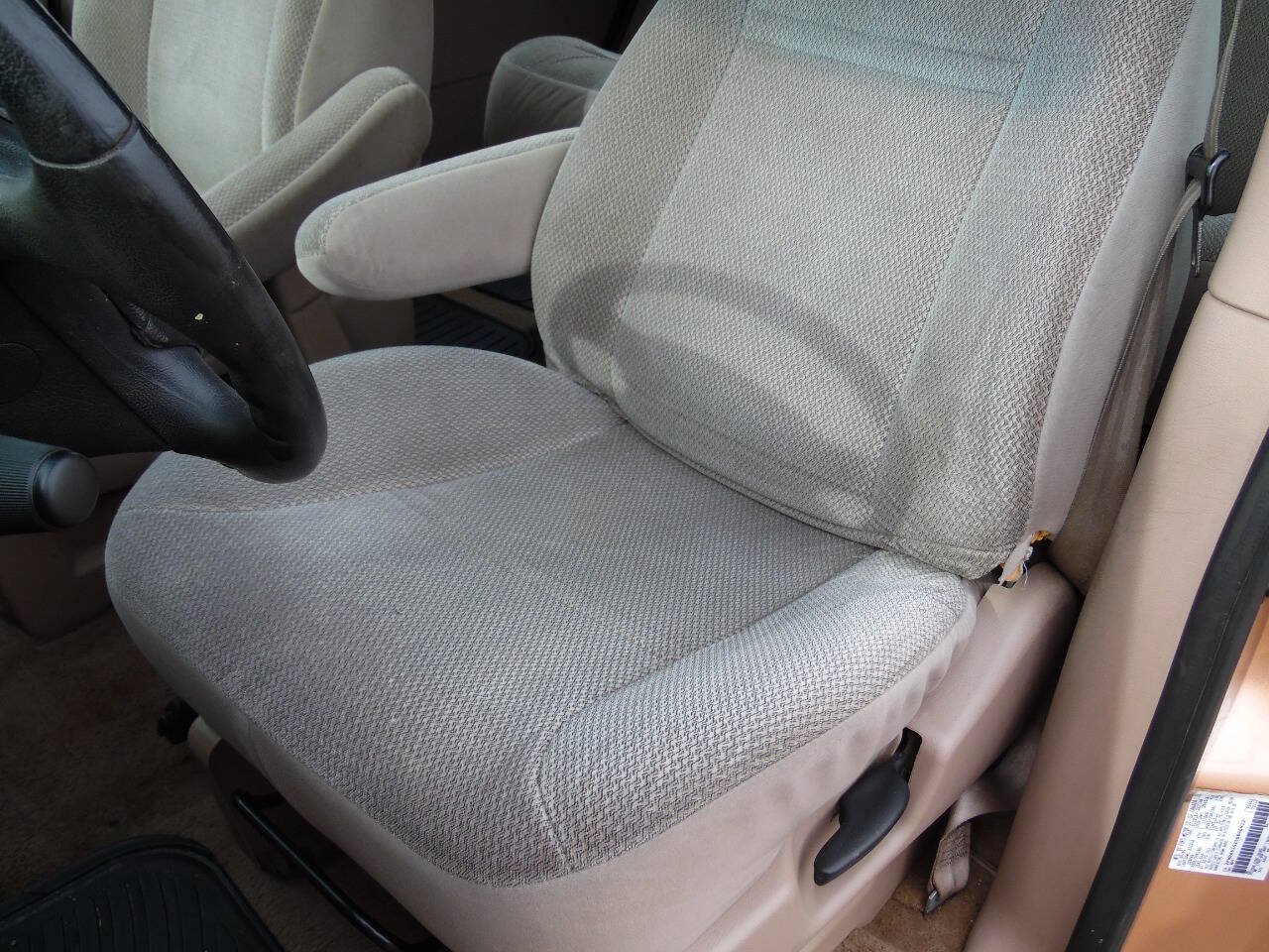 Used 1995 Ford Windstar LX FWD image 12