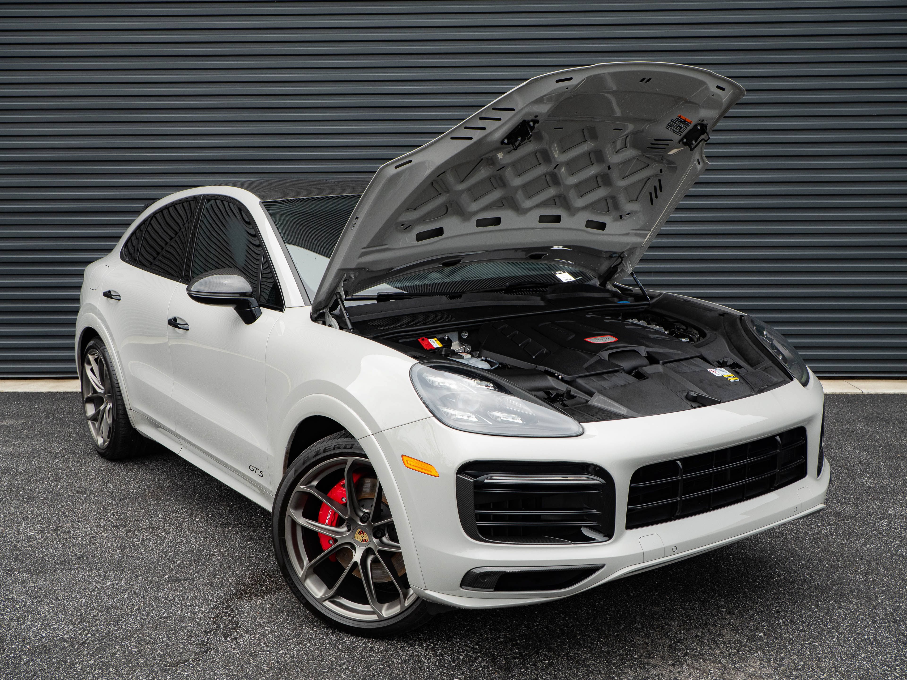 Used 2023 Porsche Cayenne GTS AWD/4WD image 31