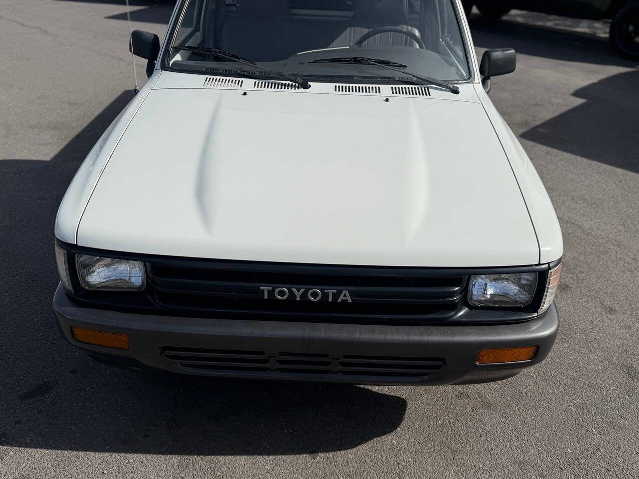 Used 1991 Toyota Pickup 2WD Regular Cab image 62