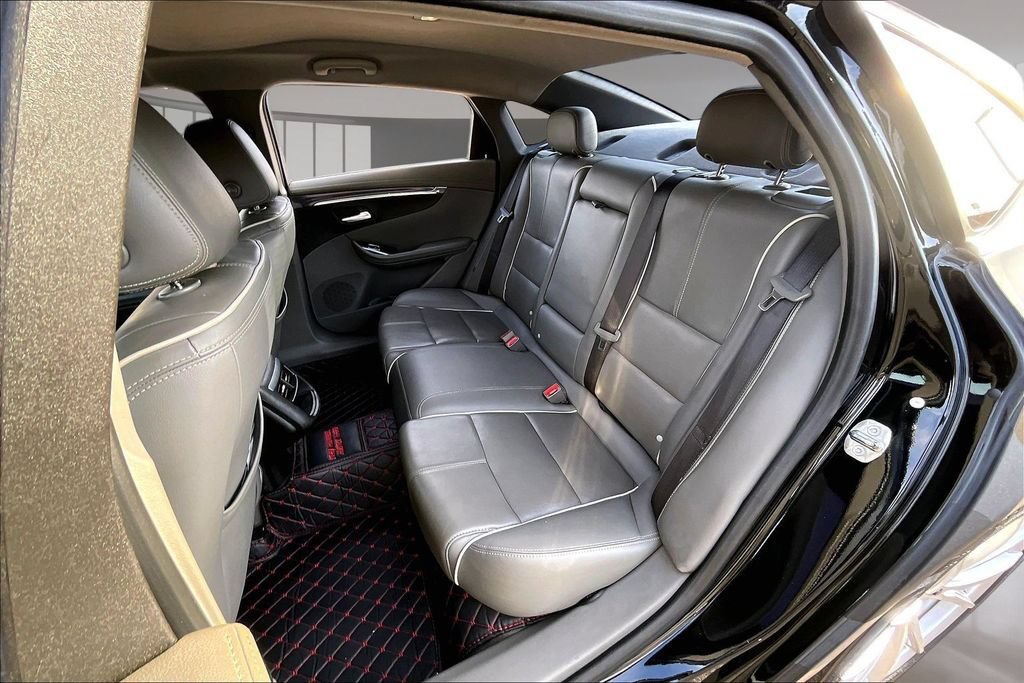 Used 2017 Chevrolet Impala Premier FWD image 27