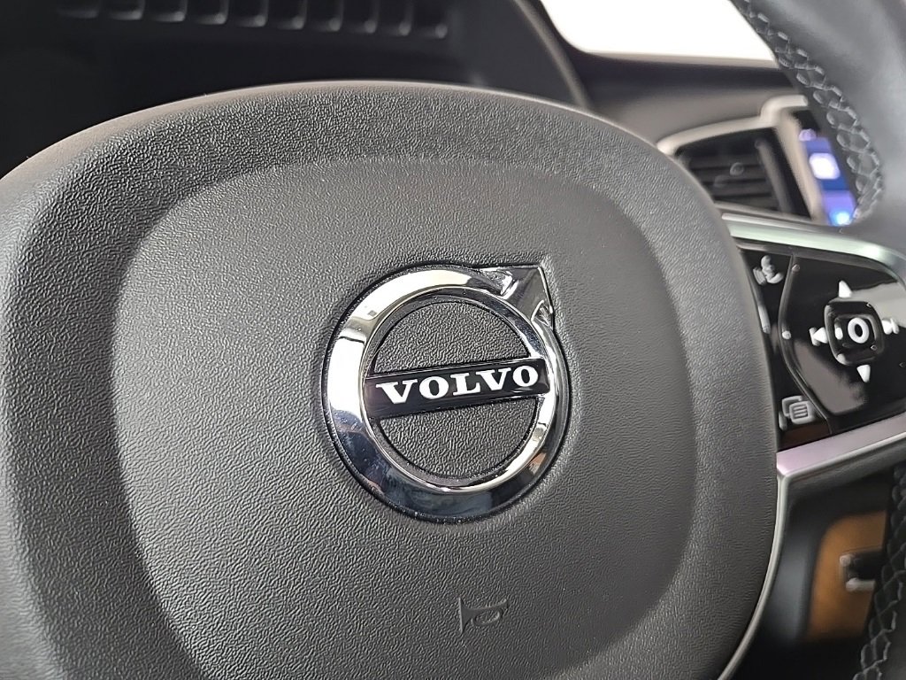 Certified 2024 Volvo XC90 B6 Plus w/ Protection Package Premier image 26