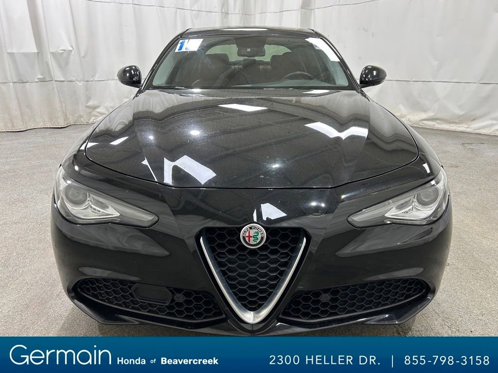 Used 2018 Alfa Romeo Giulia AWD image 3