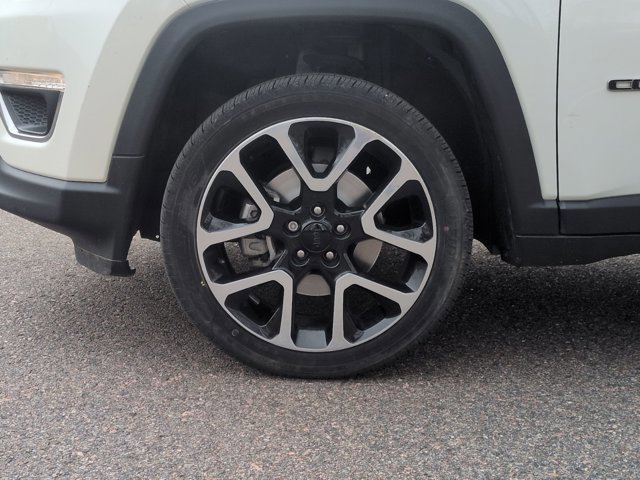 Used 2018 Jeep Compass Limited image 25