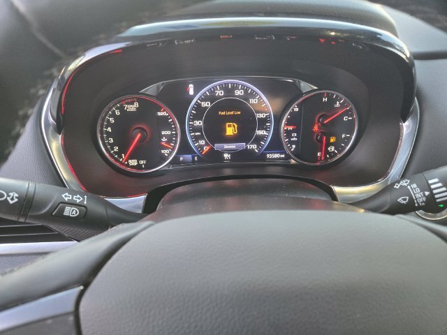 Used 2023 Chevrolet Traverse Premier w/ Redline Edition AWD/4WD image 17